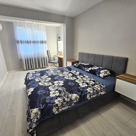 Apartment Bohemi With Free Parking Burgas City Exterior foto