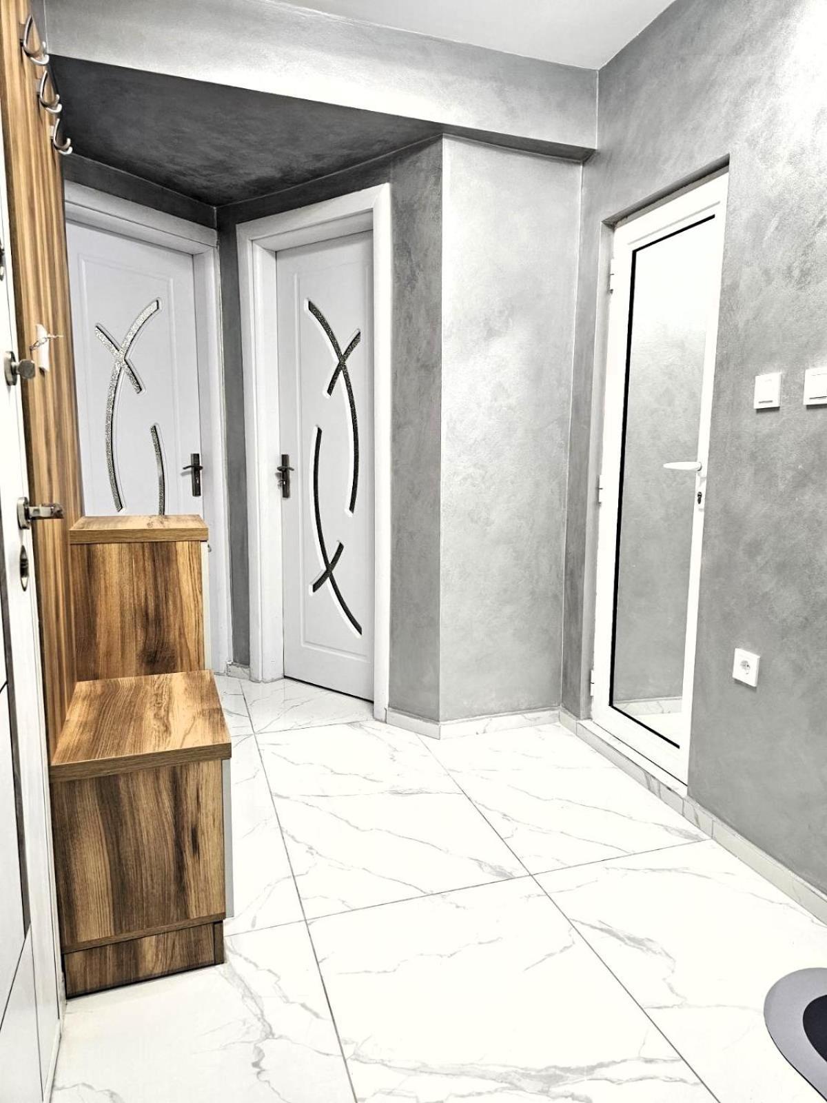 Apartment Bohemi With Free Parking Burgas City Exterior foto