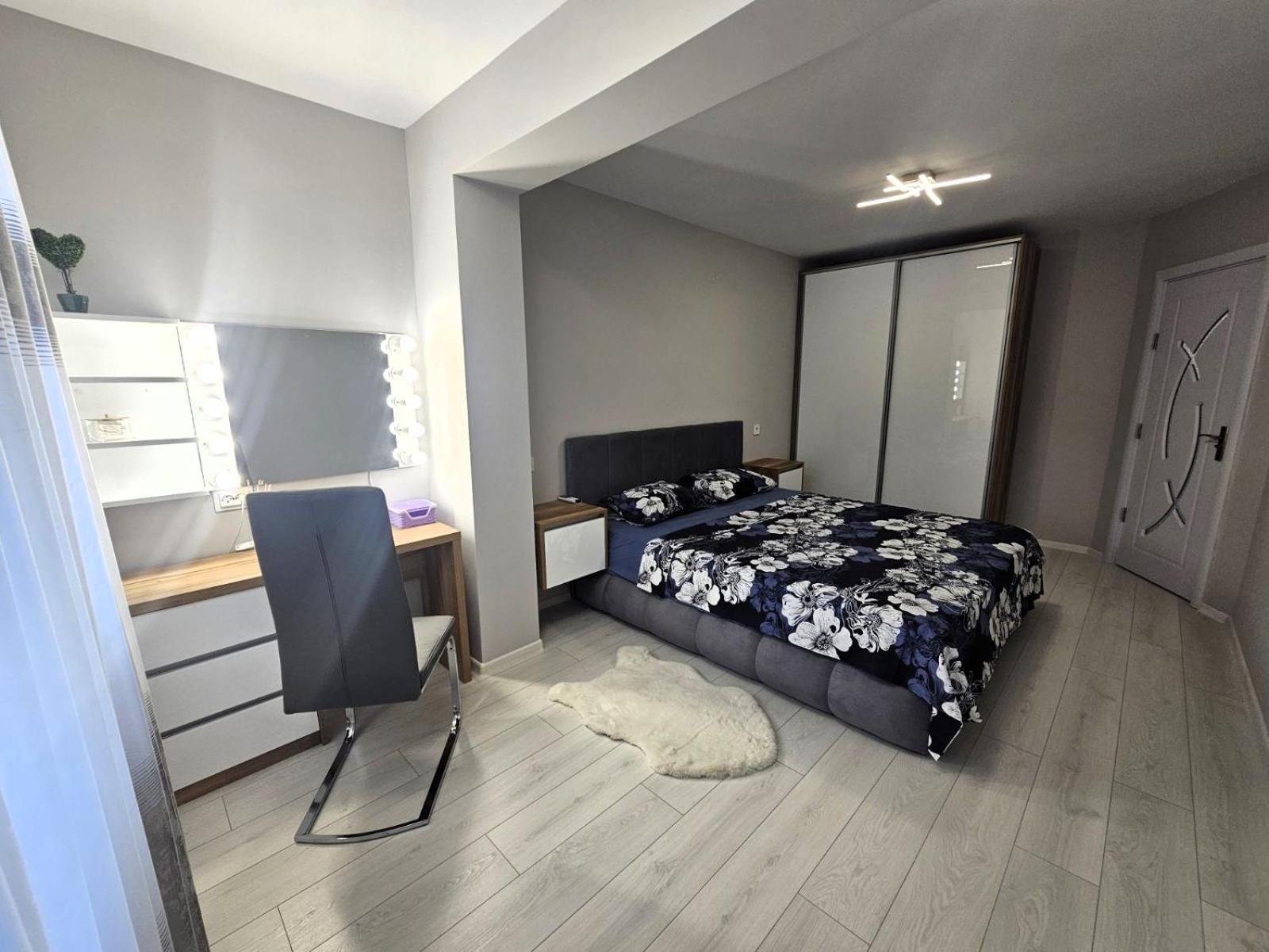 Apartment Bohemi With Free Parking Burgas City Exterior foto